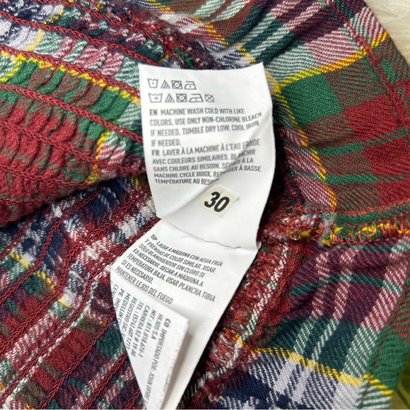 AMERICAN EAGLE Red Smocked Puff Sleeve Cropped Top - Picture 10 of 10